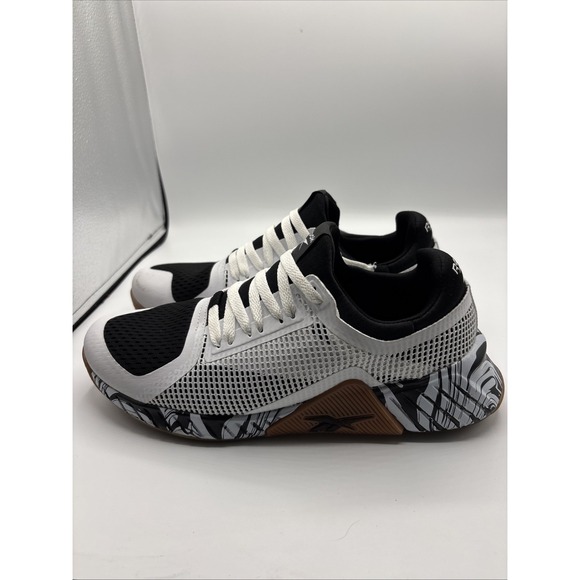 Reebok Other - Reebok Flashfilm Training shoes Women's Size 10/Mens Size 8.5 White Black
